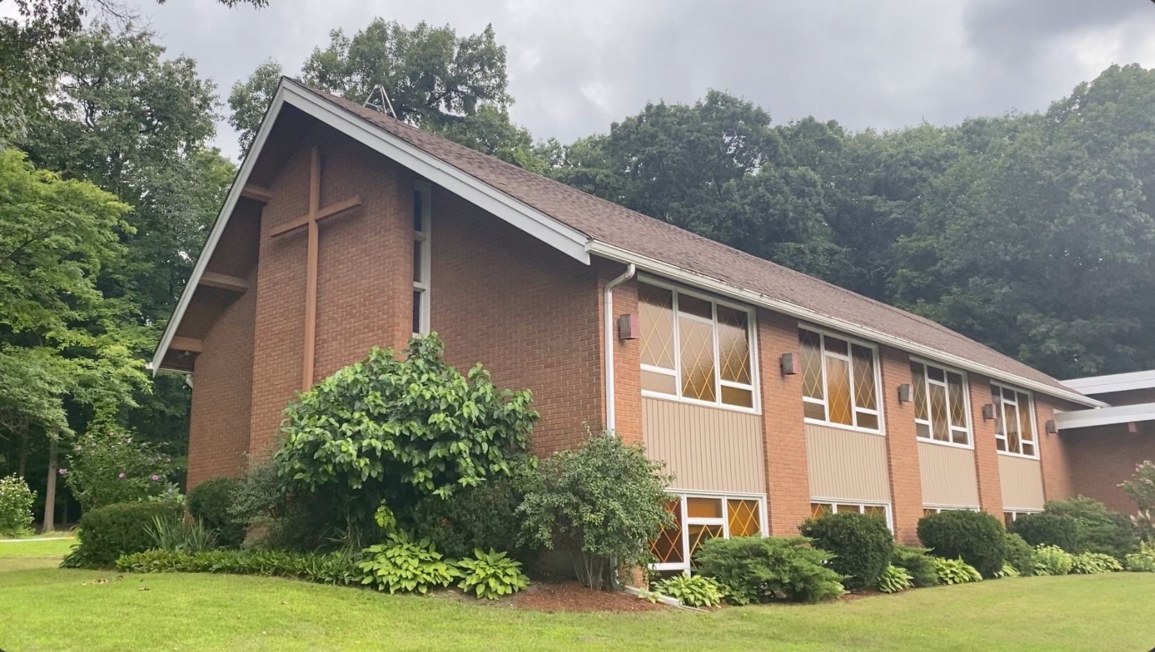 Exterior of Glad Tidings Church of God in Fonthill